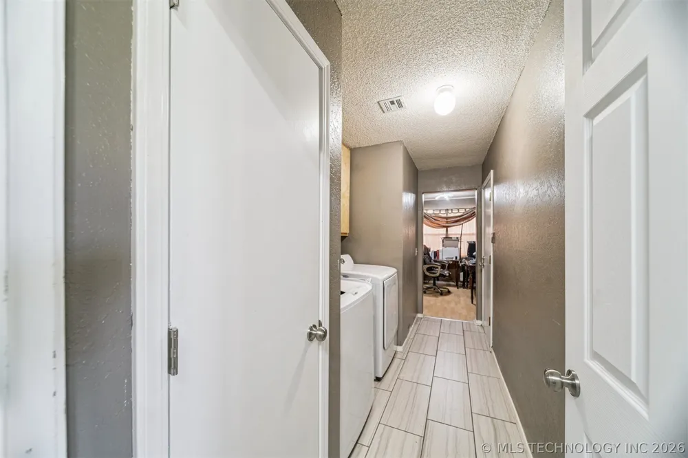 3866 S 98th Avenue Tulsa, OK 74146