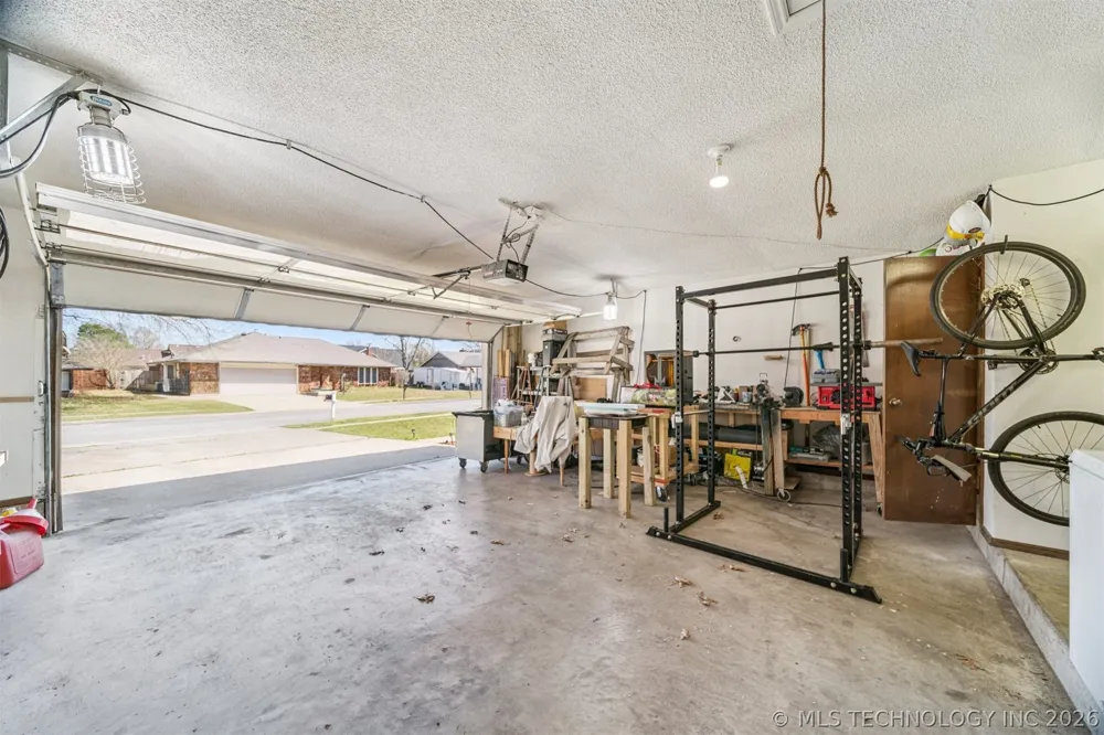 3866 S 98th Avenue Tulsa, OK 74146