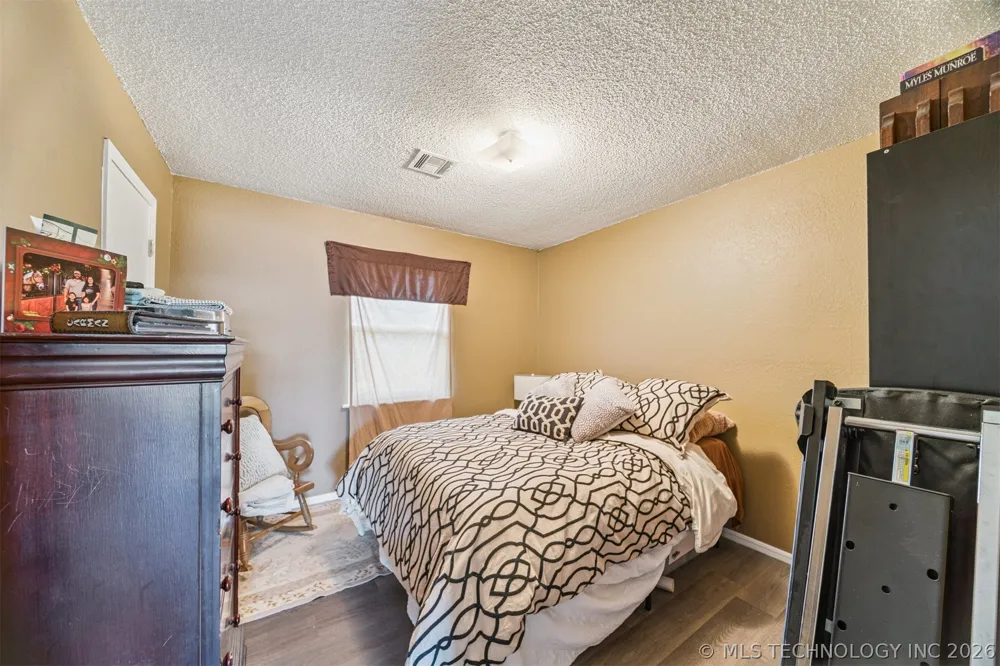 3866 S 98th Avenue Tulsa, OK 74146