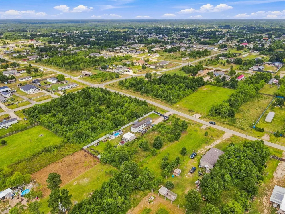 307 Road 5118 Cleveland, TX 77327