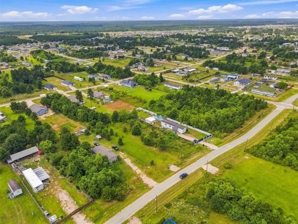 307 Road 5118 Cleveland, TX 77327