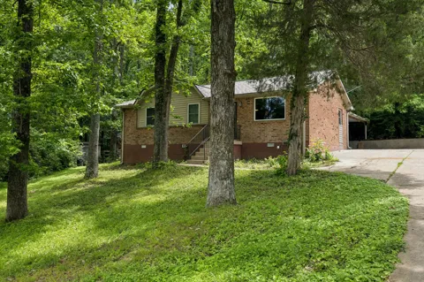 7114 Oak Tree Dr