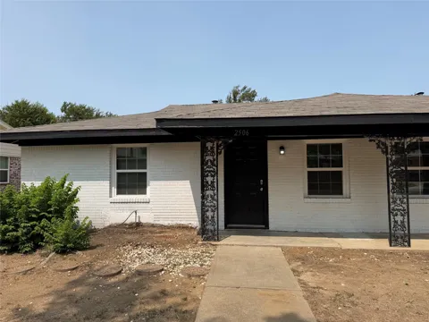2506 Normont Circle