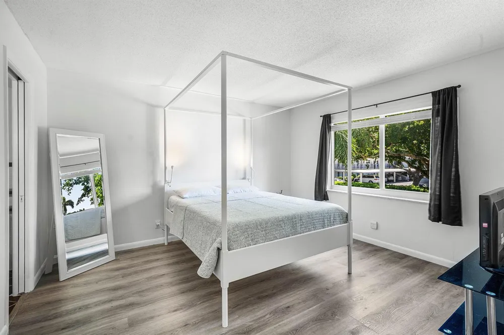 207 Tropic Isle Drive #208 Delray Beach, FL 33483