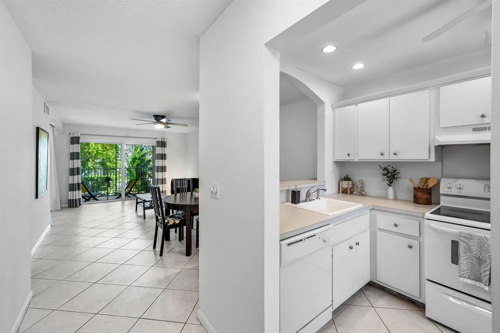207 Tropic Isle Drive #208 Delray Beach, FL 33483
