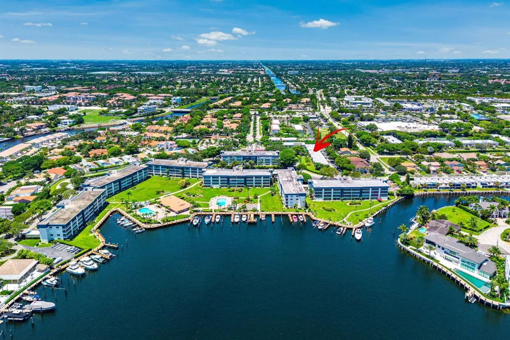 207 Tropic Isle Drive #208 Delray Beach, FL 33483