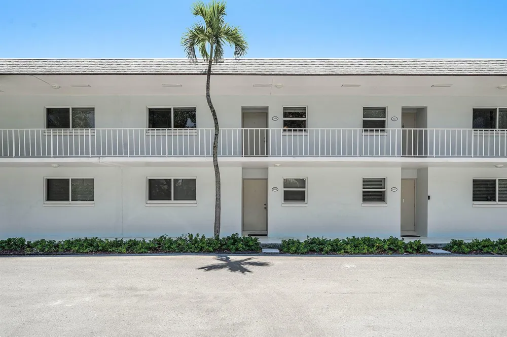207 Tropic Isle Drive #208 Delray Beach, FL 33483