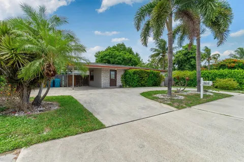 2831 Seacrest Boulevard #A