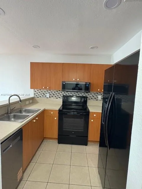 14218 NW 17th Ave #14218 Opa-Locka, FL 33054