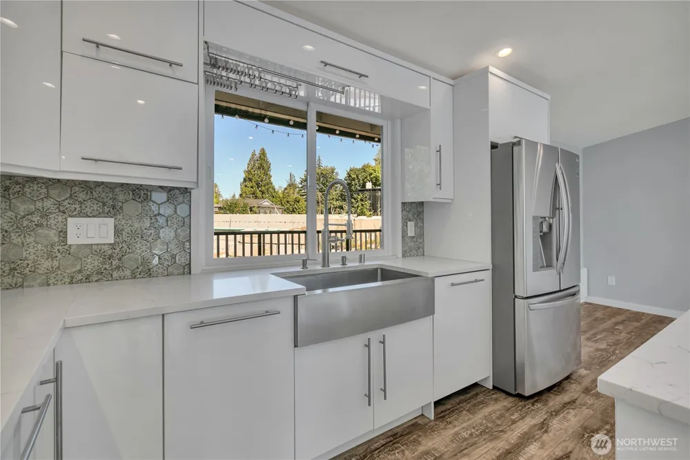 4525 149th Place SW Lynnwood, WA 98087