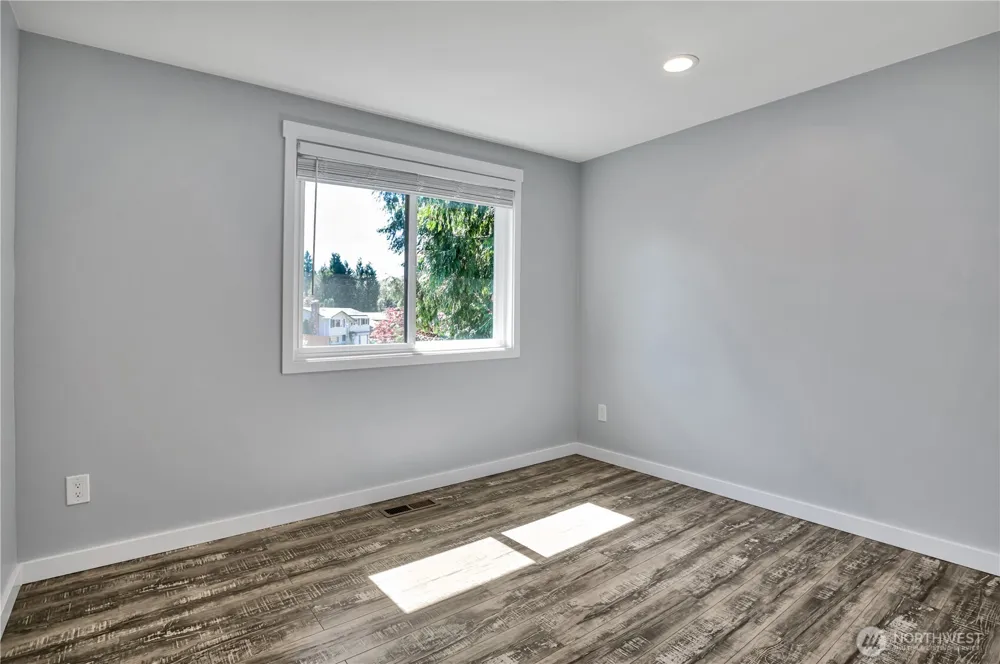 4525 149th Place SW Lynnwood, WA 98087