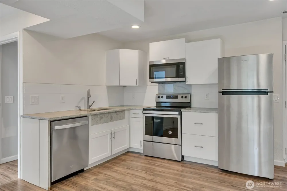 4525 149th Place SW Lynnwood, WA 98087