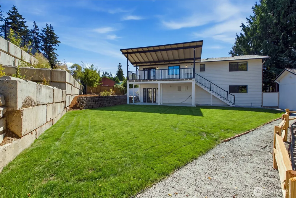 4525 149th Place SW Lynnwood, WA 98087