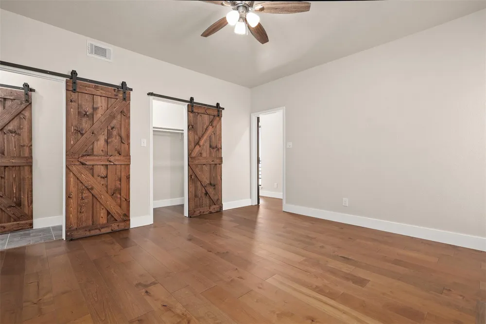 18809 Egret Bay Boulevard #214 Webster, TX 77058