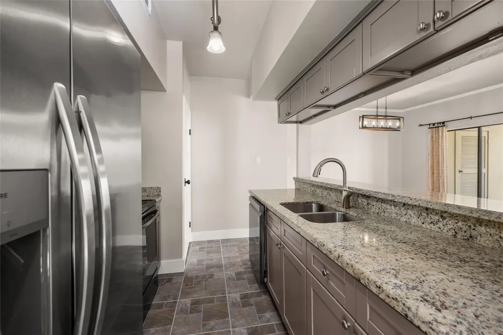 18809 Egret Bay Boulevard #214 Webster, TX 77058