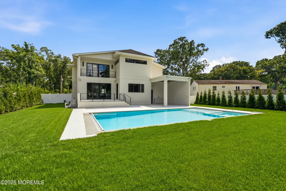 4 Ash Street Eatontown, NJ 07724