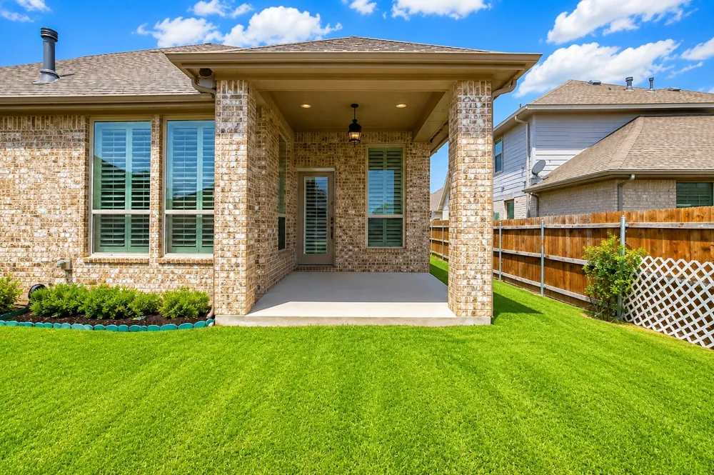 7541 Pondview Lane Fort Worth, TX 76123