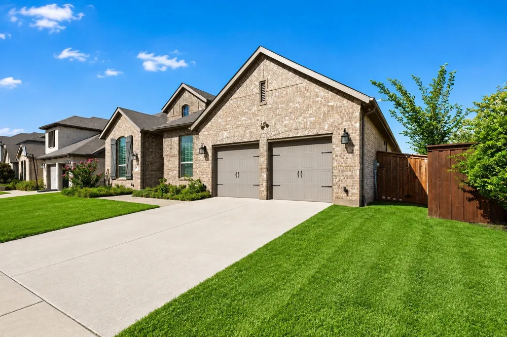 7541 Pondview Lane Fort Worth, TX 76123