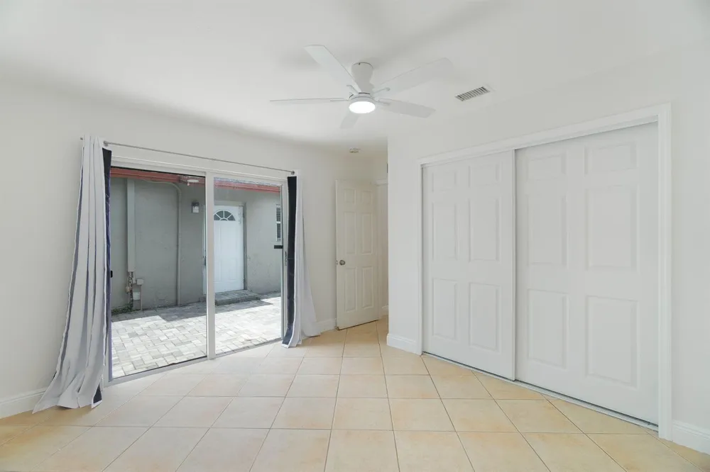2831 SEACREST BOULEVARD Boynton Beach, FL 33435