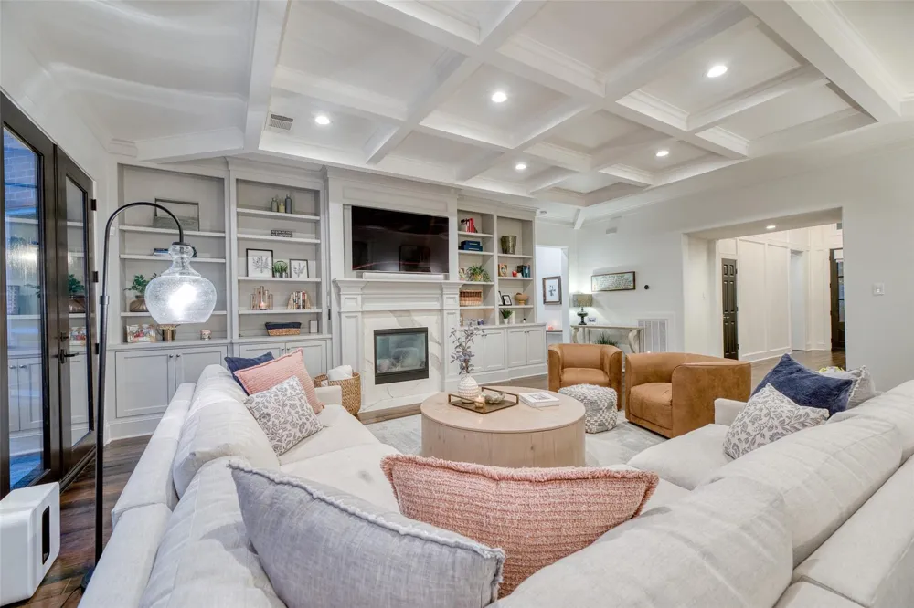 923 Chinquapin Place Houston, TX 77094