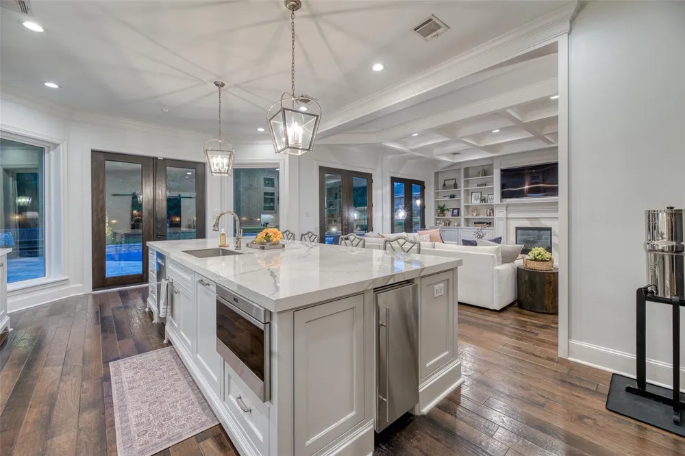 923 Chinquapin Place Houston, TX 77094