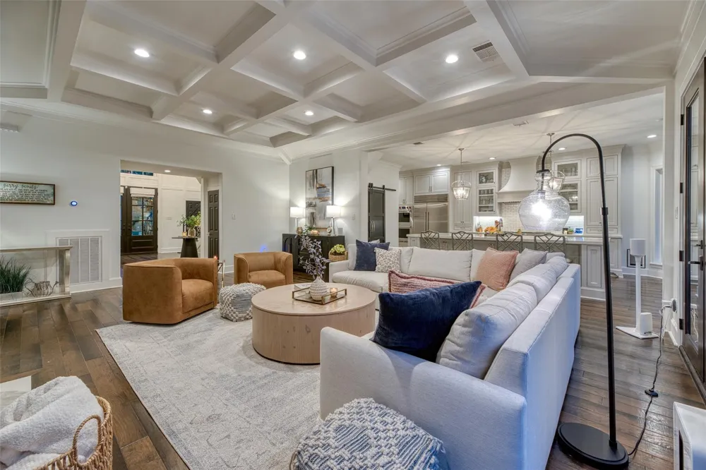923 Chinquapin Place Houston, TX 77094