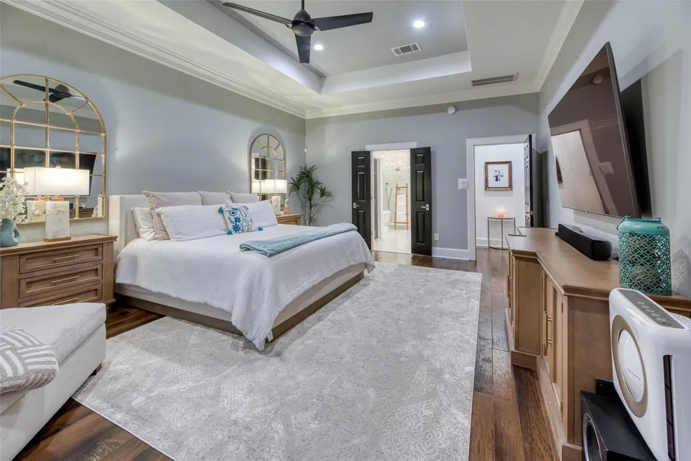 923 Chinquapin Place Houston, TX 77094