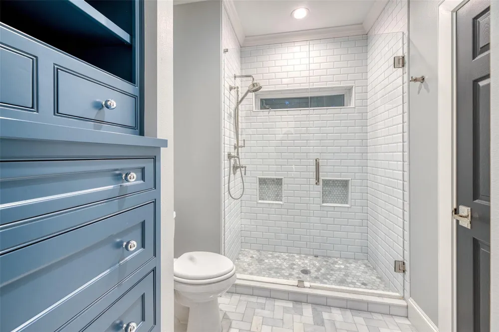 923 Chinquapin Place Houston, TX 77094
