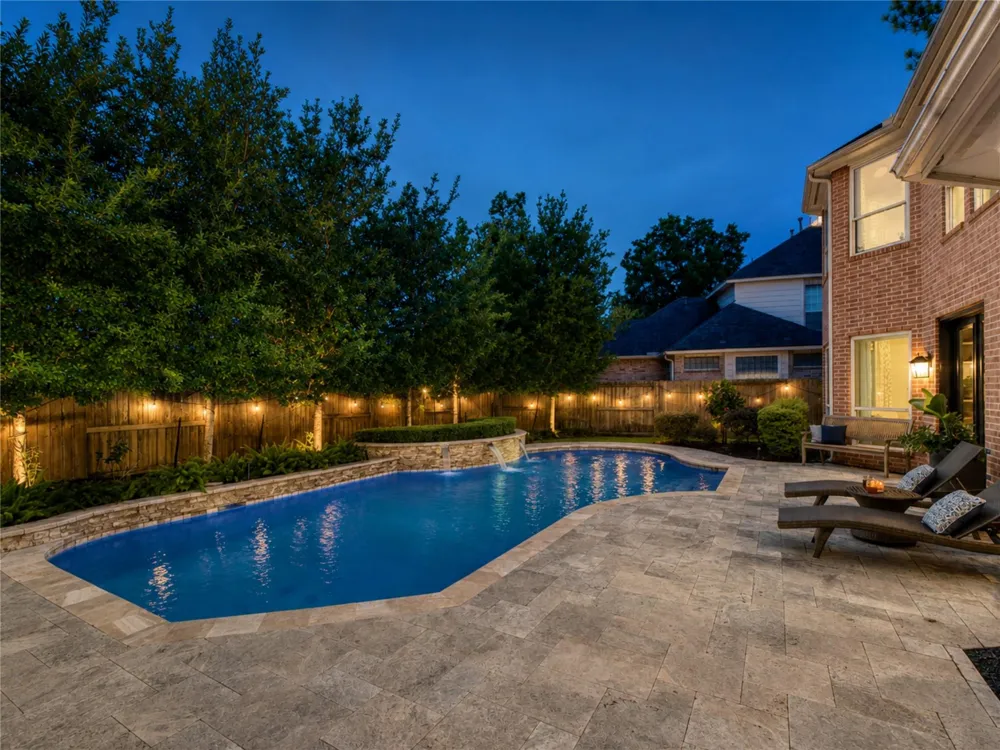 923 Chinquapin Place Houston, TX 77094