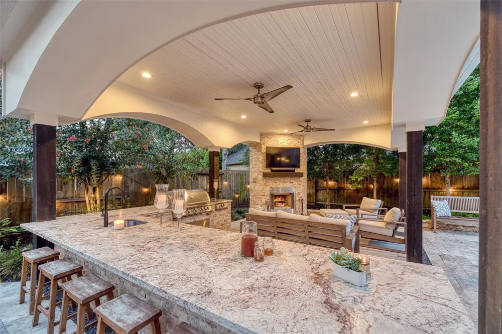 923 Chinquapin Place Houston, TX 77094