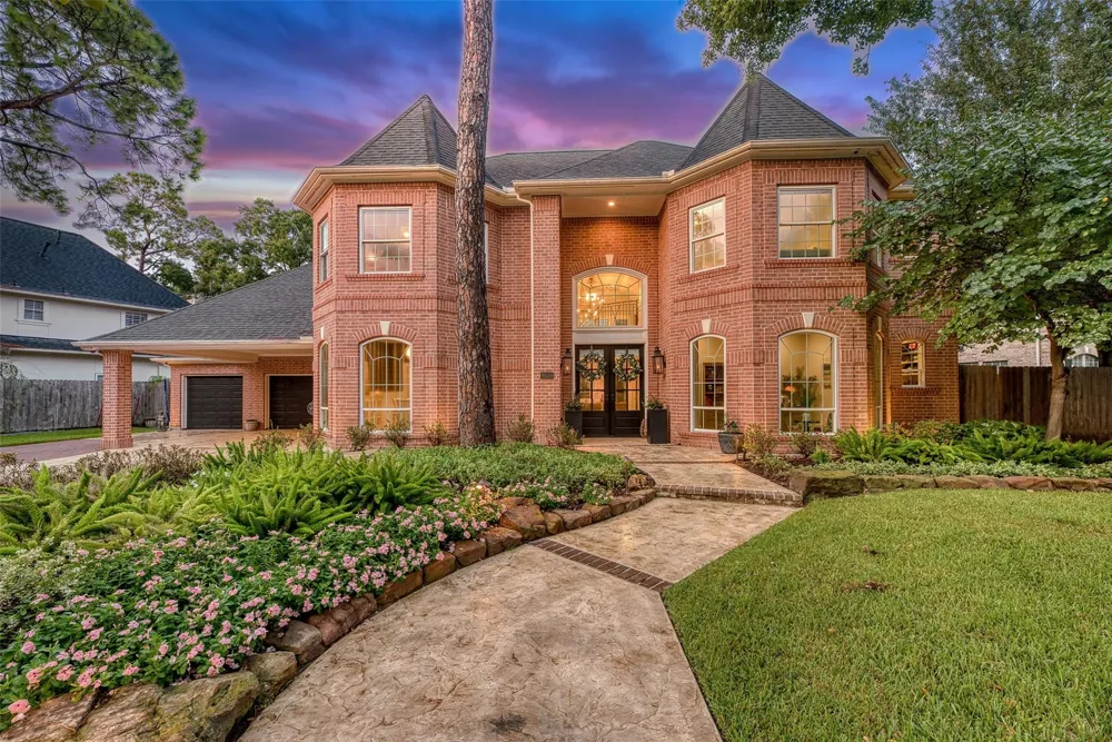 923 Chinquapin Place Houston, TX 77094