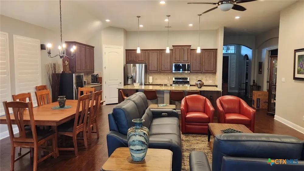 3232 VENETO WAY Round Rock, TX 78665