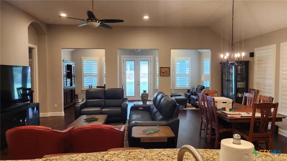 3232 VENETO WAY Round Rock, TX 78665