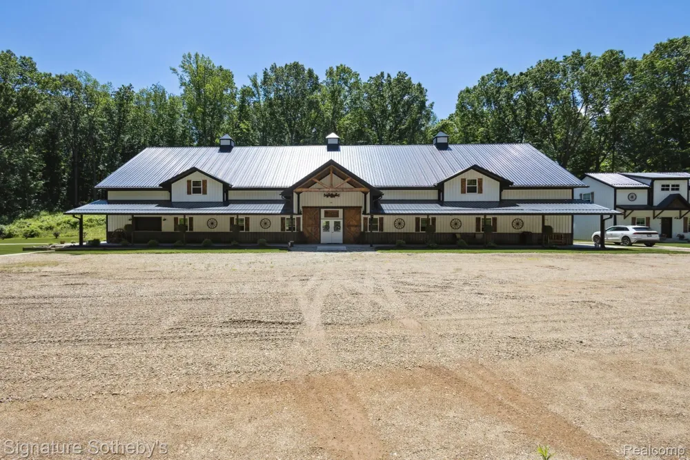 15165 MAIN STREET Buchanan City, MI 49107