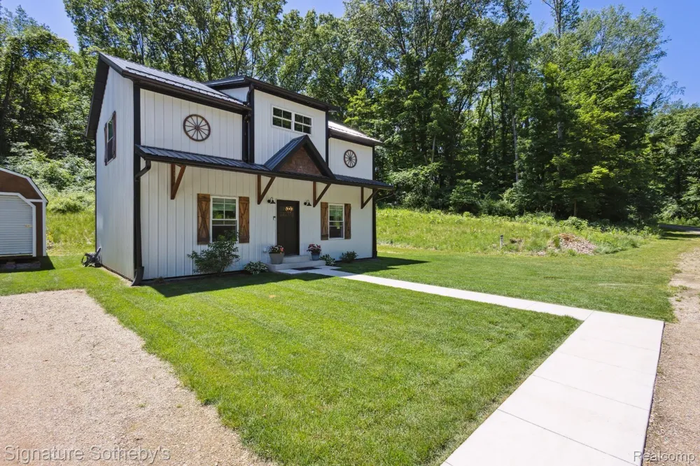 15165 MAIN STREET Buchanan City, MI 49107