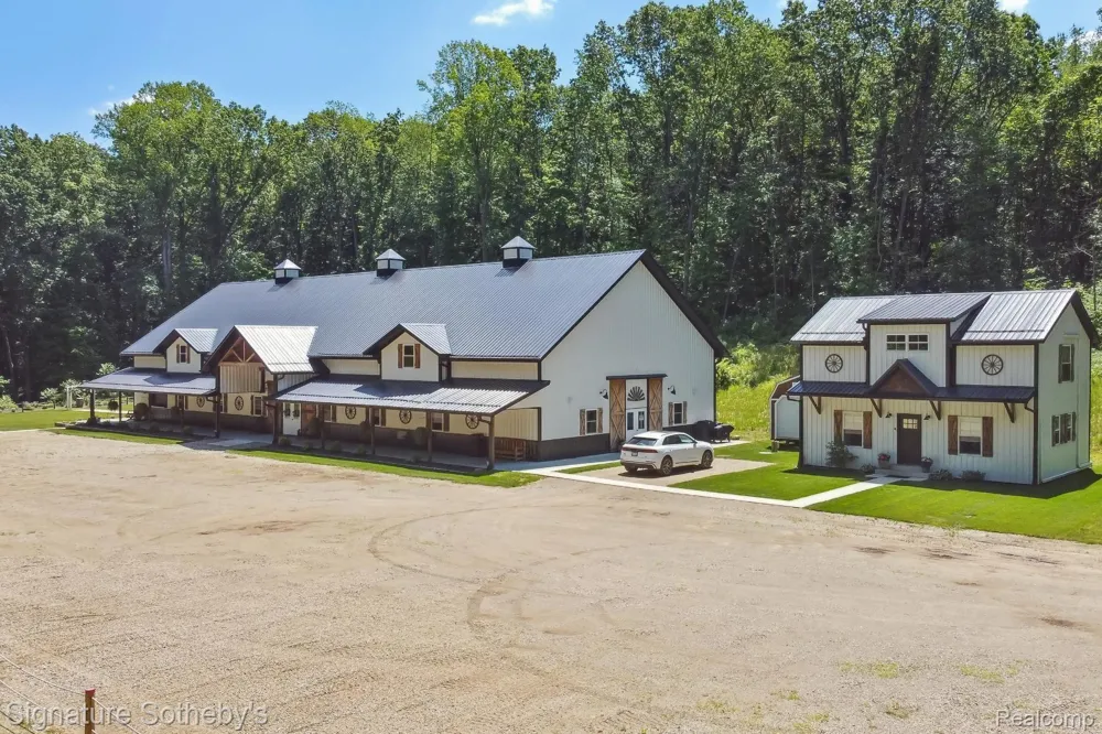 15165 MAIN STREET Buchanan City, MI 49107
