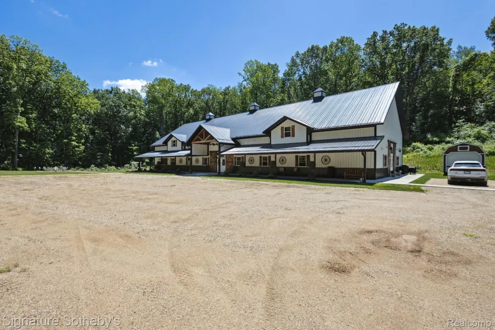 15165 MAIN STREET Buchanan City, MI 49107