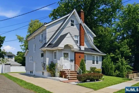 38 Shadyside Avenue