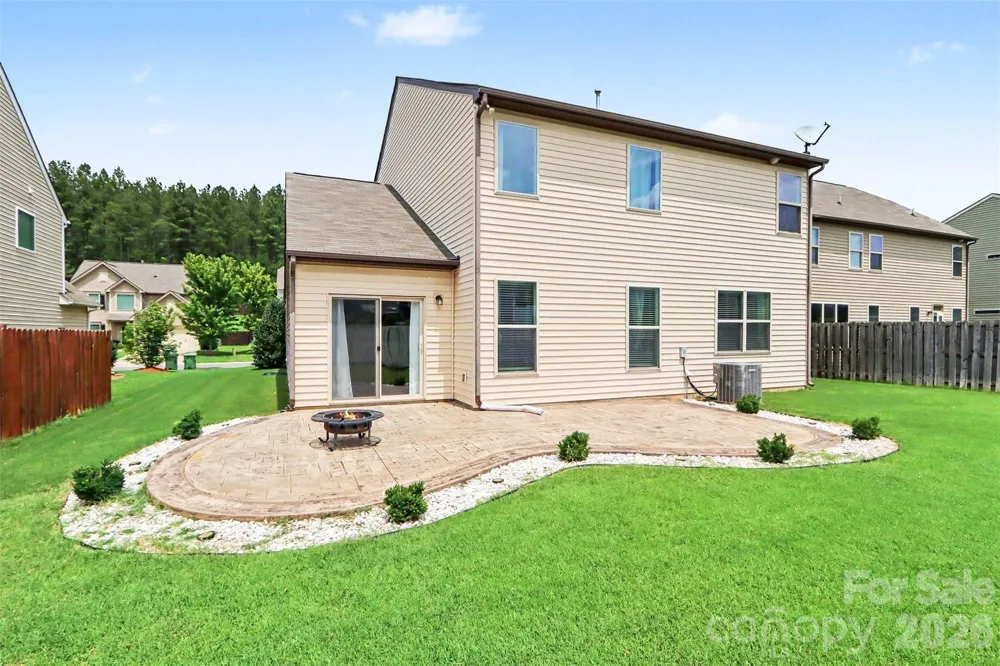 509 Augustus Lane Mount Holly, NC 28120