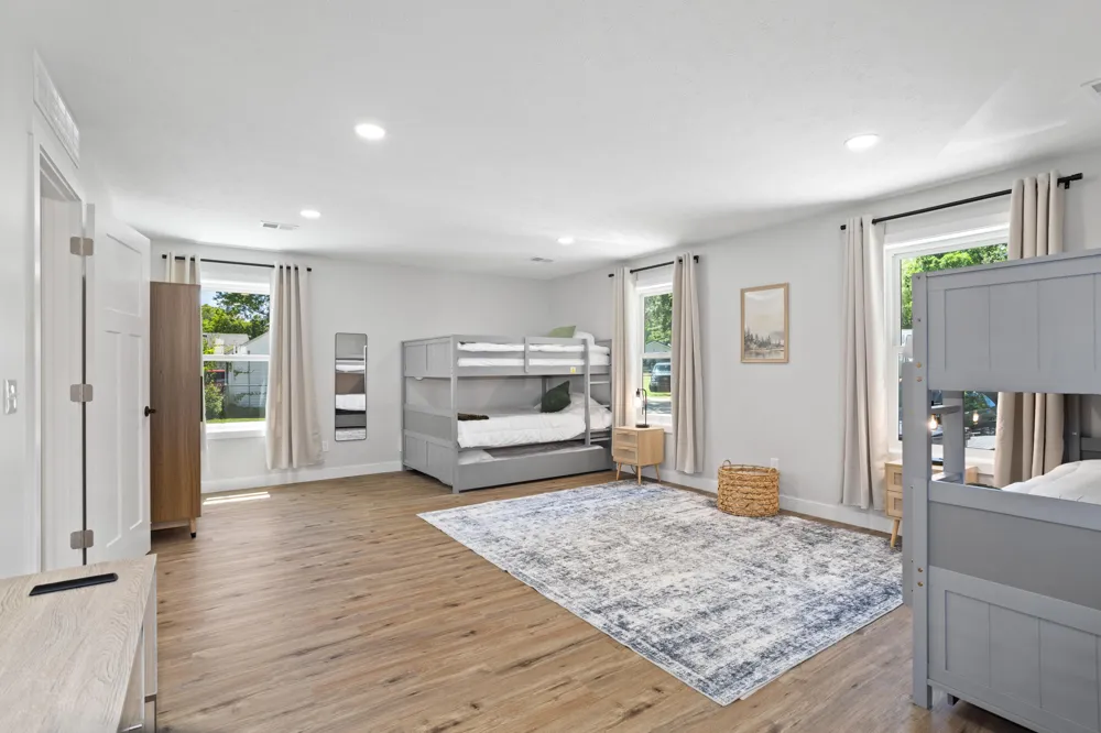 2751 Russell Drive Wayland, MI 49348