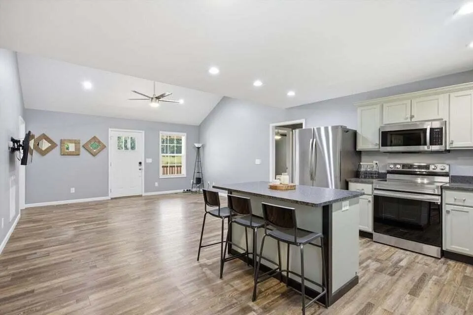 2704 Quarles Road Rocky Face, GA 30740