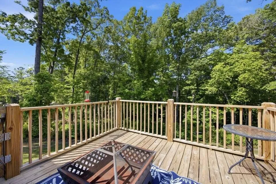 2704 Quarles Road Rocky Face, GA 30740