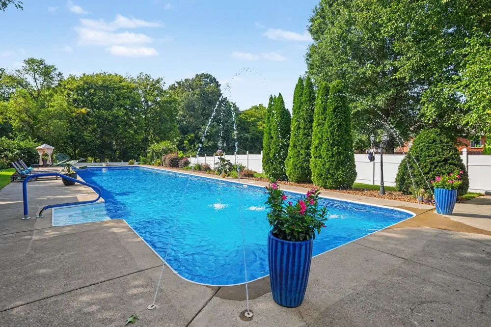 1185 McCoury Ln Spring Hill, TN 37174