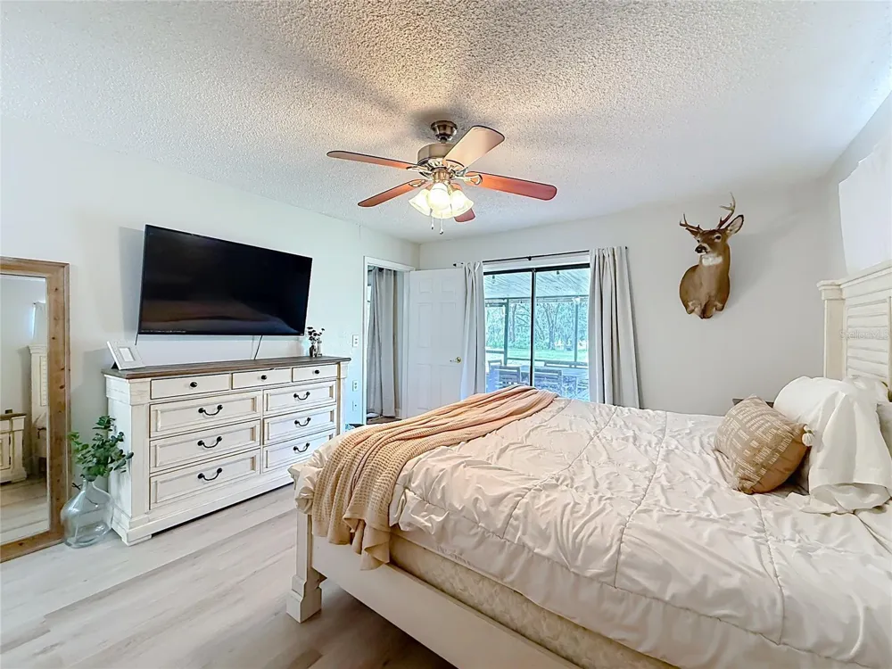 26586 SE HIGHWAY 42 Umatilla, FL 32784