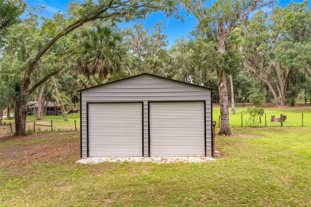 26586 SE HIGHWAY 42 Umatilla, FL 32784