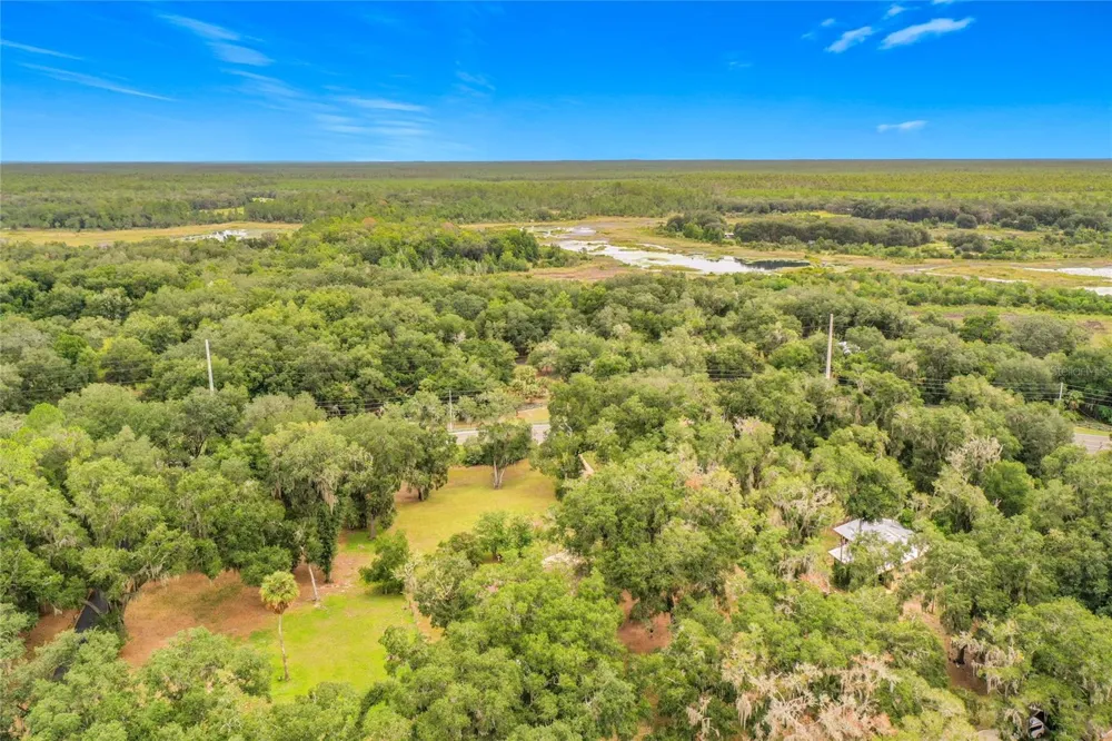 26586 SE HIGHWAY 42 Umatilla, FL 32784