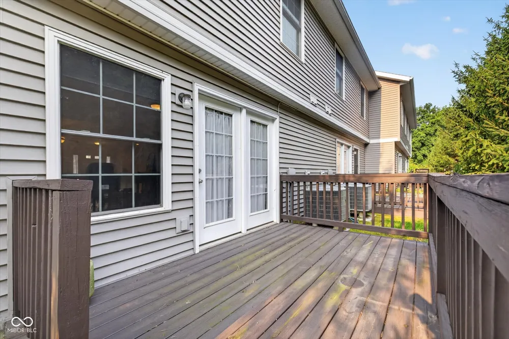 5676 W Vinca Lane W Ellettsville, IN 47429