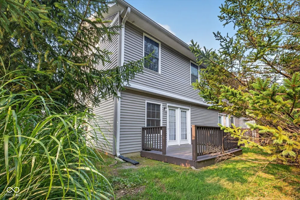 5676 W Vinca Lane W Ellettsville, IN 47429