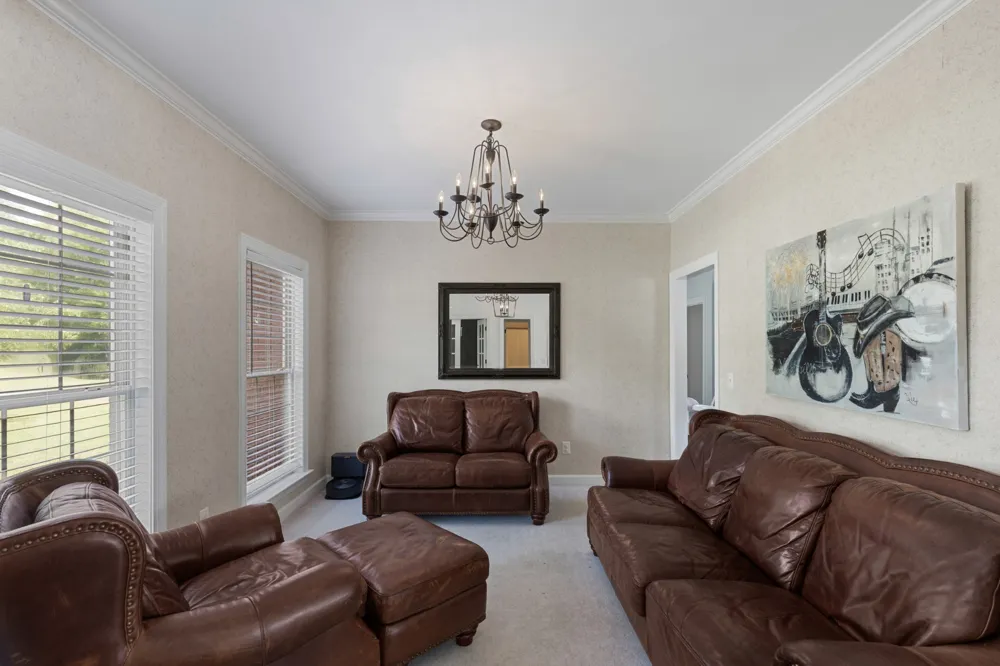 812 Lynn Dr Goodlettsville, TN 37072