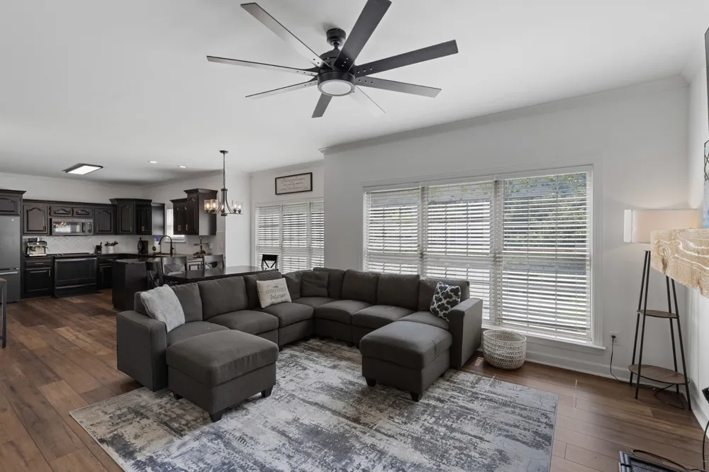 812 Lynn Dr Goodlettsville, TN 37072
